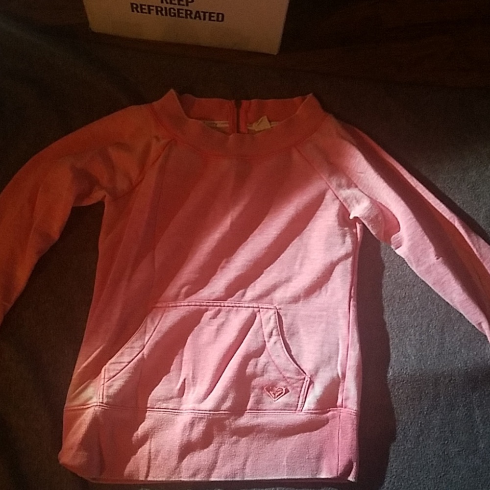 Medium ROXYpink small sweatshirt with heart zipper
